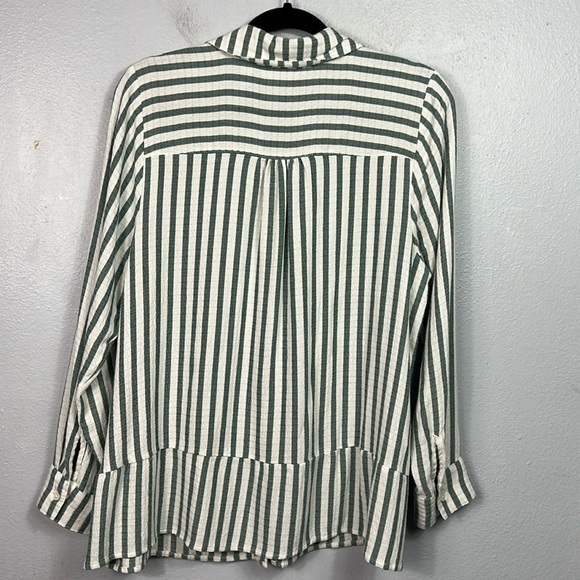 Denim & Co Textured Woven Peplum Stripe Long Sleeve Shirt Medium - Picture 7 of 7
